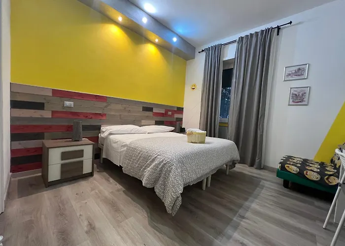 Whatshouse 4* רומא